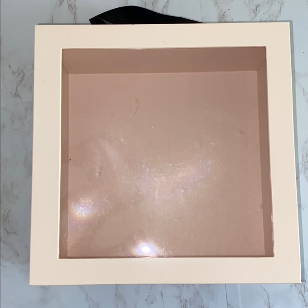 Viktor & Rolf gift box (Never Used) - Picture 3 of 6